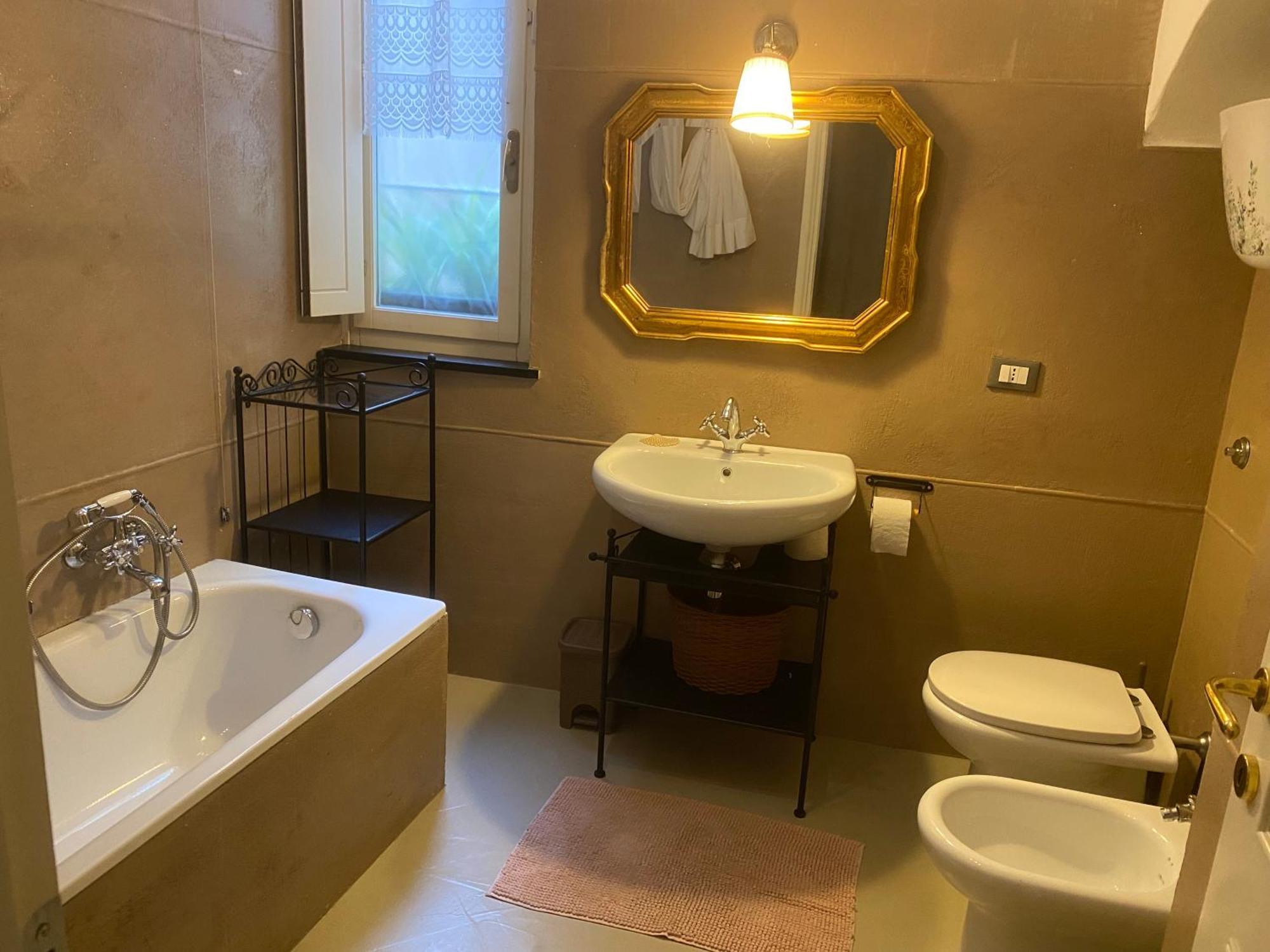 Tower House Acquario Apartment Genoa